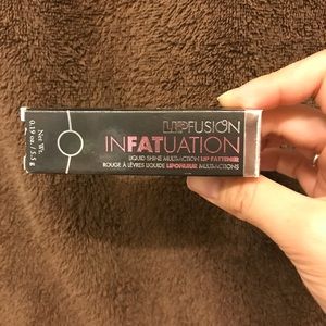 Sephora Makeup - Brand new Lip fusion infatuation “la lip Jolie” Sephora Makeup - Brand new Lip fusion infatuation “la lip Jolie”